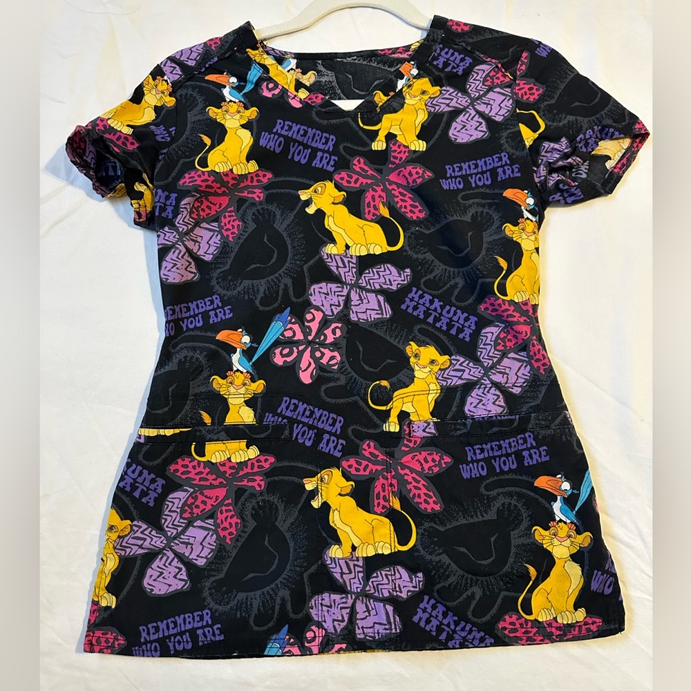 XS scrub top